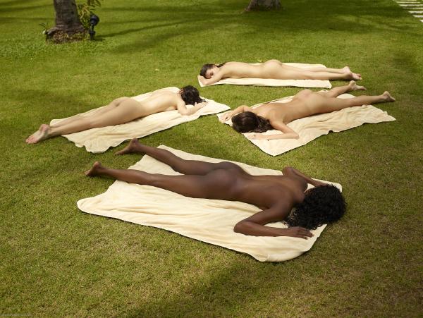 कैंडिस एंगेली किकी वैलेरी थाई गार्डन #41